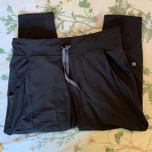 Lululemon harem pants size 8 gray excellent